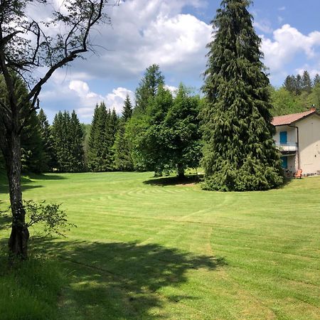 Agriturismo La Casa Nel Bosco Villa Boveglio Bagian luar foto